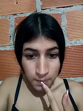 Snapshot of Julix_A chatting on 12-19-24, 06:56 Julix A online show from 12-19-24, 06:56