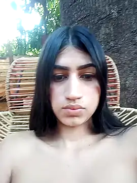 Snapshot of Julix_A chatting on 01-21-25, 07:50 Julix A online show from 01-21-25, 07:50