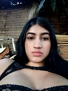 Snapshot of Julix_A chatting on 09-14-25, 10:20 Julix A online show from 09-14-25, 10:20