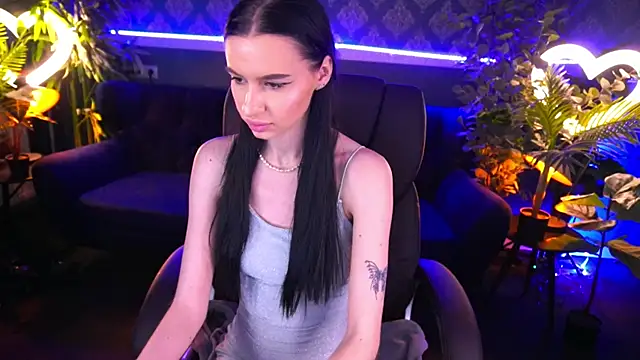 Snow WhiteeeX online show from 01-09-25, 01:56