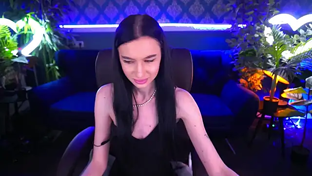 Snow WhiteeeX online show from 01-11-25, 01:43