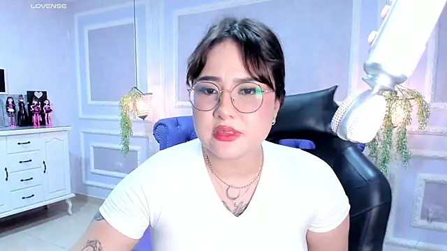 AHRI LEE online show from 02-12-25, 08:16