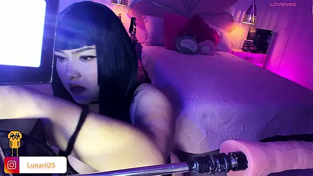 AHRI LEE online show from 11-30-25, 12:58