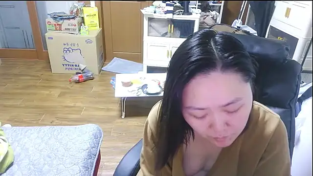 Snapshot of rami0428 chatting on 12-18-25, 11:22 rami0428 online show from 12-18-25, 11:22