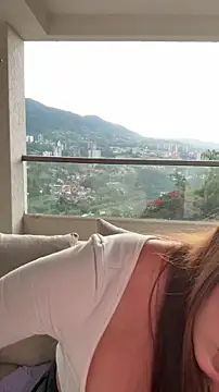 Lanataylor- online show from 04-11-26, 10:58