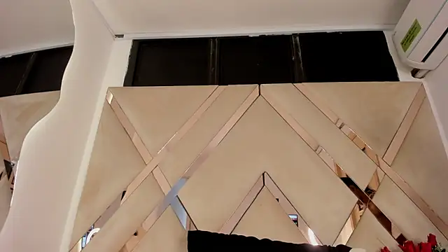 ninaht online show from 03-19-25, 08:54