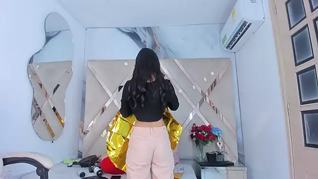 ninaht online show from 09-22-25, 08:55