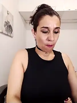 Hikaryfire online show from 03-17-25, 01:03