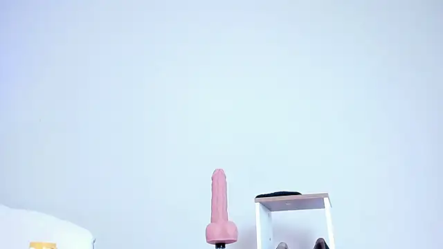 lannarusso  online show from 09-17-25, 12:07