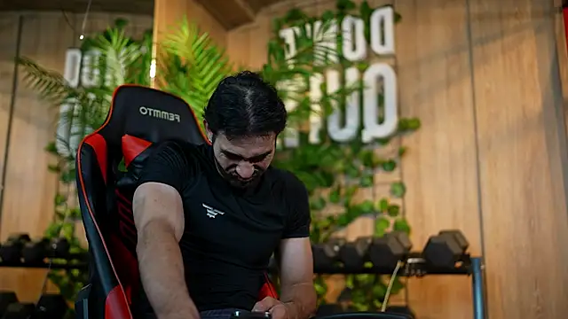 Austin bolt online show from 12-11-24, 05:10