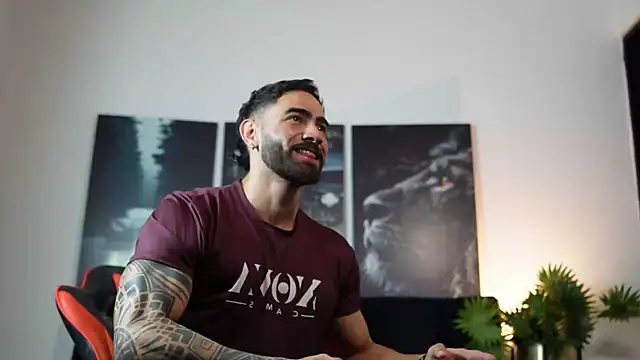 Austin bolt online show from 10-02-25, 01:34