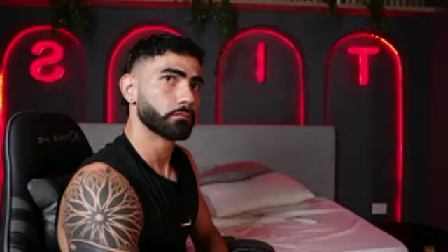 Austin bolt online show from 11-03-25, 02:13