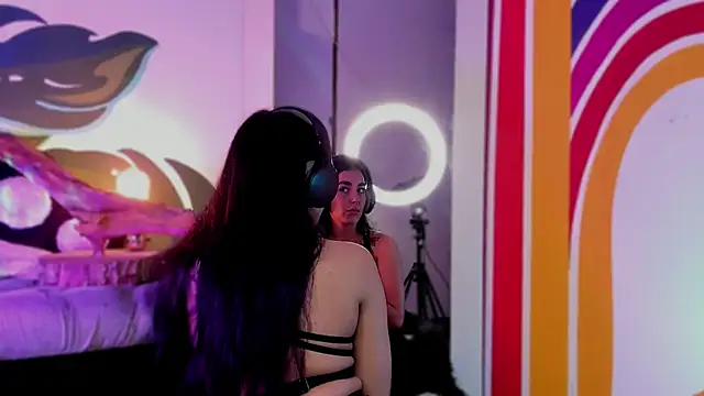 Alice woodville online show from 09-17-25, 07:15