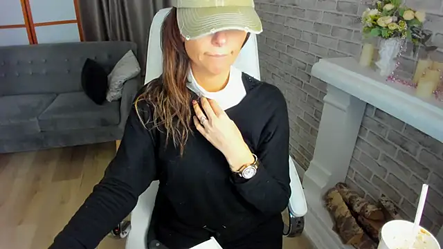 Elizabe th online show from 01-25-25, 08:42