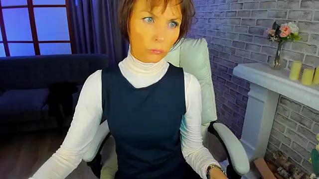 Elizabe th online show from 02-13-25, 10:22