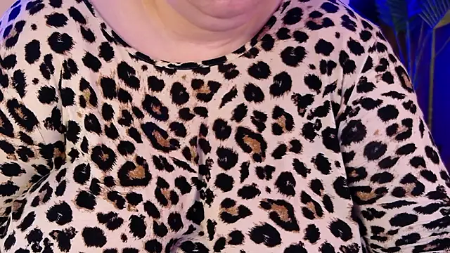 MelanieBrownn online show from 03-30-26, 04:46