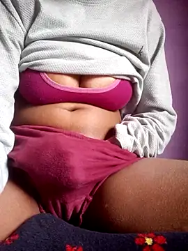 Sweet Sonakshi143 online show from 12-24-24, 07:28