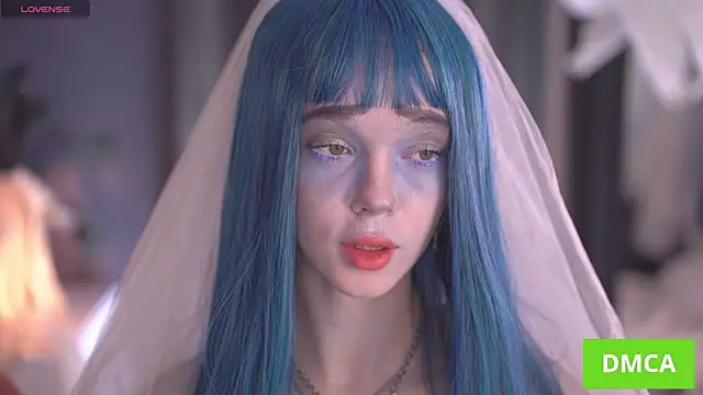  AlinaBailey online show from 10-31-25, 07:53