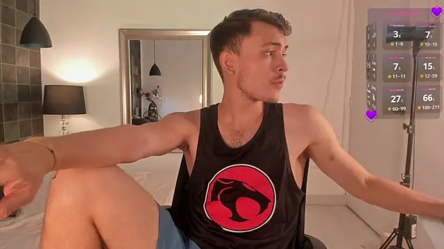 Snapshot of Desmon_Clark chatting on 03-07-25, 09:06 Desmon Clark online show from 03-07-25, 09:06