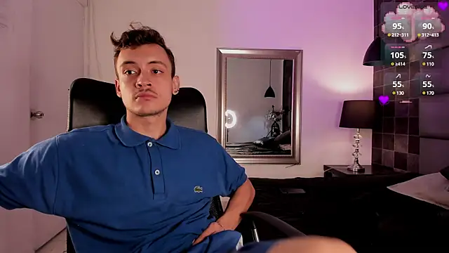 Snapshot of Desmon_Clark chatting on 03-21-25, 09:34 Desmon Clark online show from 03-21-25, 09:34