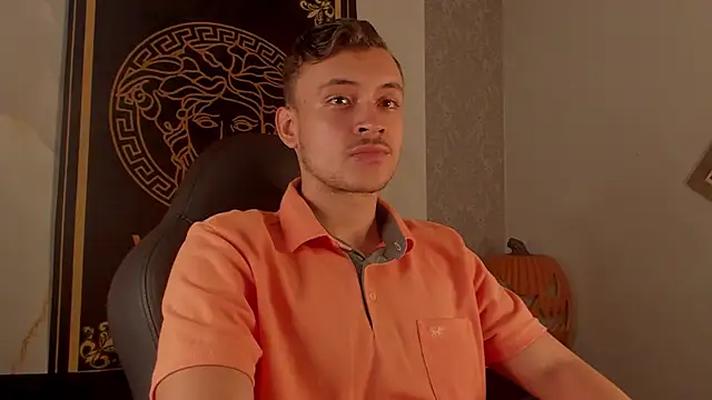 Snapshot of Desmon_Clark chatting on 10-09-25, 12:52 Desmon Clark online show from 10-09-25, 12:52