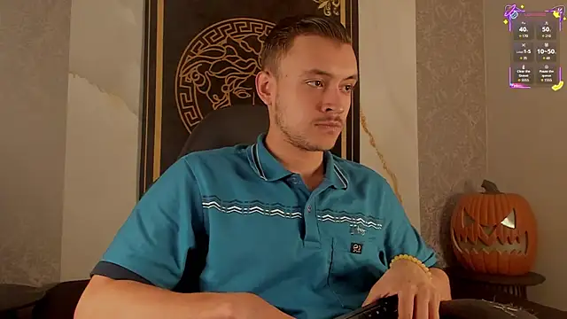 Snapshot of Desmon_Clark chatting on 10-11-25, 10:41 Desmon Clark online show from 10-11-25, 10:41