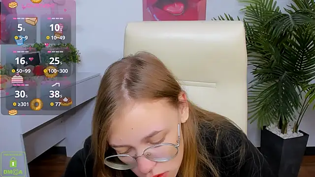 LayriantaVee online show from 10-06-25, 06:00