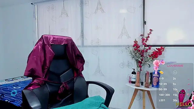 Snapshot of Danniela_rivera chatting on 01-19-26, 11:36 Danniela rivera online show from 01-19-26, 11:36