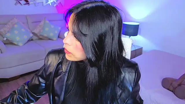 Eliie Ruizz online show from 04-09-26, 04:23