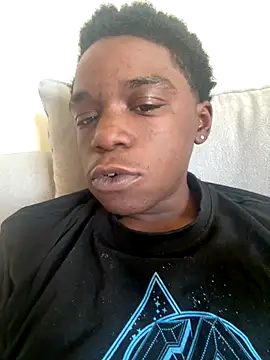 Snapshot of TransboyJay chatting on 12-05-24, 08:00 TransboyJay online show from 12-05-24, 08:00