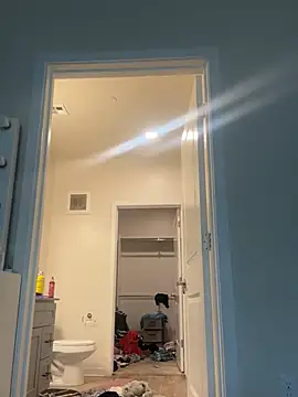 Snapshot of TransboyJay chatting on 02-11-25, 06:01 TransboyJay online show from 02-11-25, 06:01