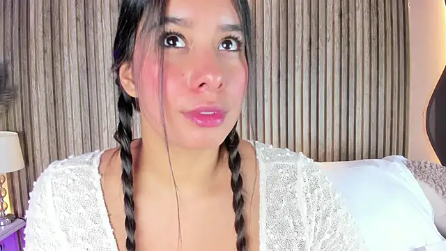 HannaPaola online show from 03-27-26, 10:31