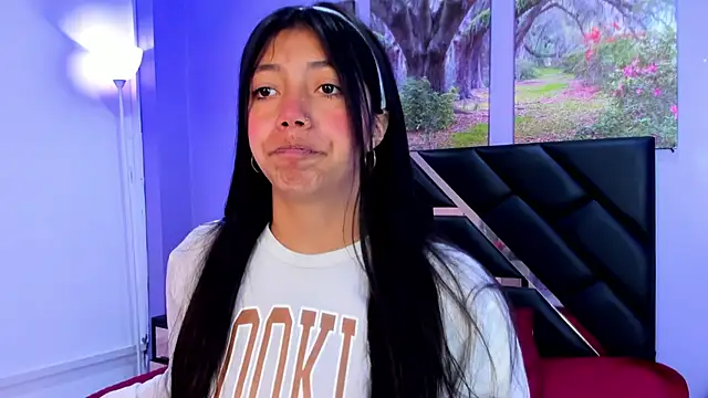 KimberlyVillaLobos online show from 10-08-25, 12:36