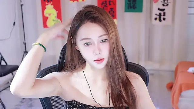 Snapshot of Roseonly_ chatting on 03-08-25, 03:28 Roseonly online show from 03-08-25, 03:28