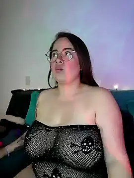 Snapshot of soofy__ chatting on 01-16-25, 03:02 soofy online show from 01-16-25, 03:02