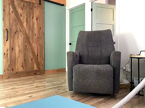 Frankdick01 online show from 11-16-25, 03:39