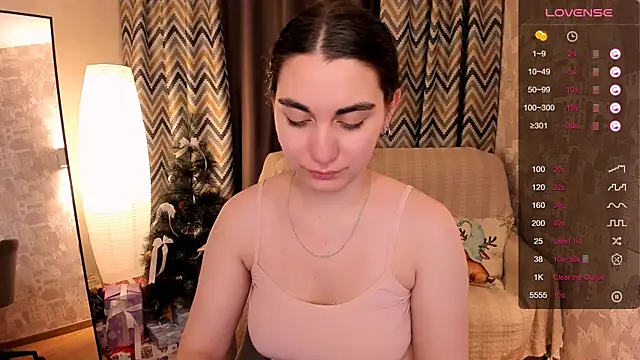 hannacheekss  online show from 12-21-24, 05:03