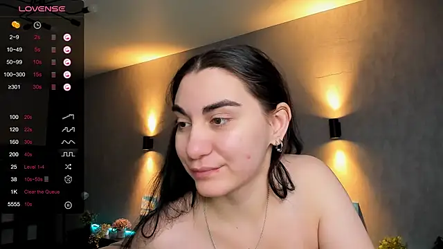 hannacheekss  online show from 02-06-25, 05:03