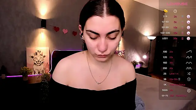 hannacheekss  online show from 09-12-25, 02:00