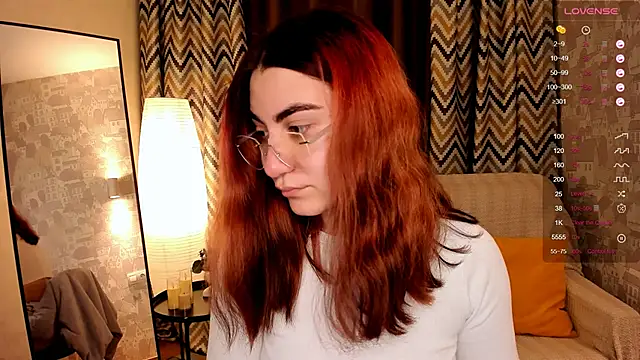 hannacheekss  online show from 11-05-25, 02:11