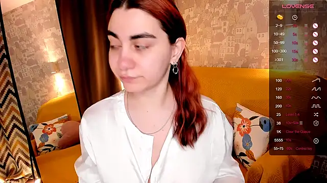 hannacheekss  online show from 06-09-26, 02:01