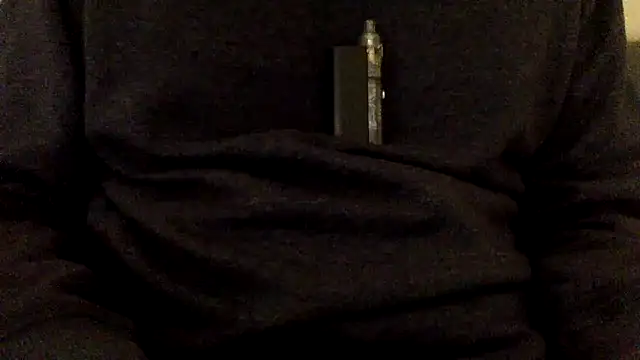 Snapshot of Realita chatting on 10-15-25, 08:36 Realita online show from 10-15-25, 08:36