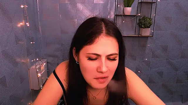 Snapshot of AliceSexyyy_ chatting on 12-11-24, 10:27 AliceSexyyy online show from 12-11-24, 10:27