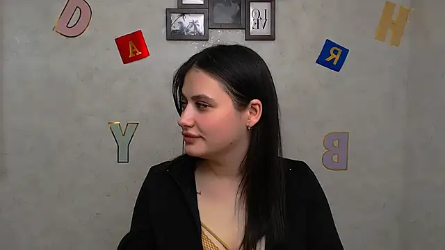 Snapshot of AliceSexyyy_ chatting on 03-02-25, 03:27 AliceSexyyy online show from 03-02-25, 03:27