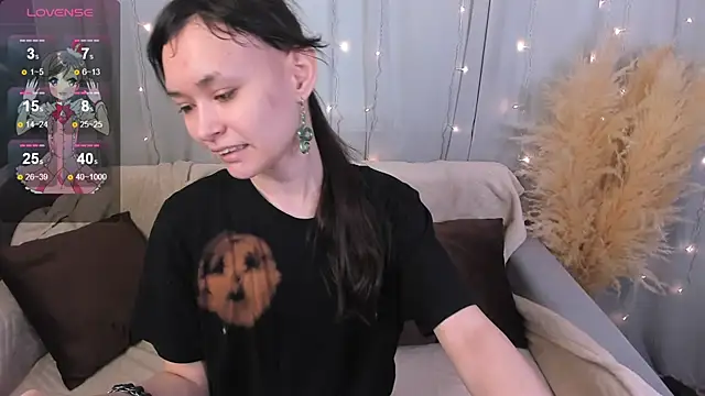 Emily Strikeee online show from 01-23-25, 09:50