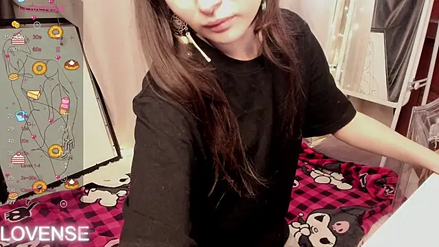 Emily Strikeee online show from 04-10-26, 01:11