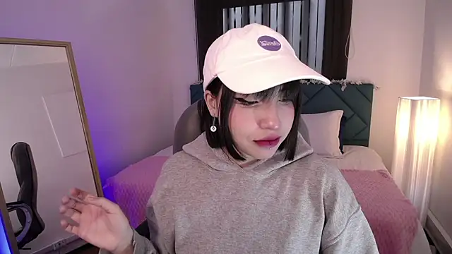 Escarlett Wii online show from 03-06-25, 12:52