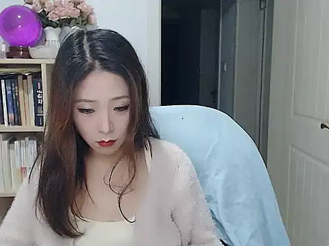 SuSushi728 online show from 12-14-25, 03:50