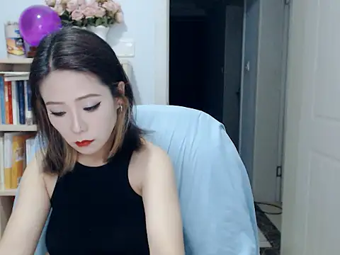 Snapshot of SuSushi728 chatting on 07-05-26, 04:25 SuSushi728 online show from 07-05-26, 04:25