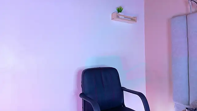 Snapshot of ChanelAdamss_ chatting on 10-24-25, 03:03 ChanelAdamss online show from 10-24-25, 03:03